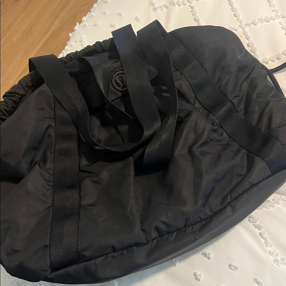 Like New- Lululemon Athleta Overnight Gym/Duffel w/ laptop comp. - Picture 2 of 9